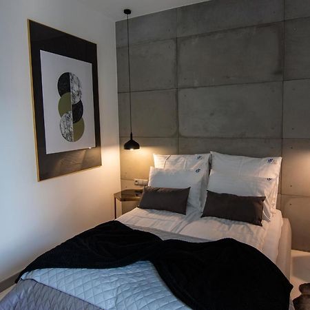El Apartments - Antares Poznań Buitenkant foto