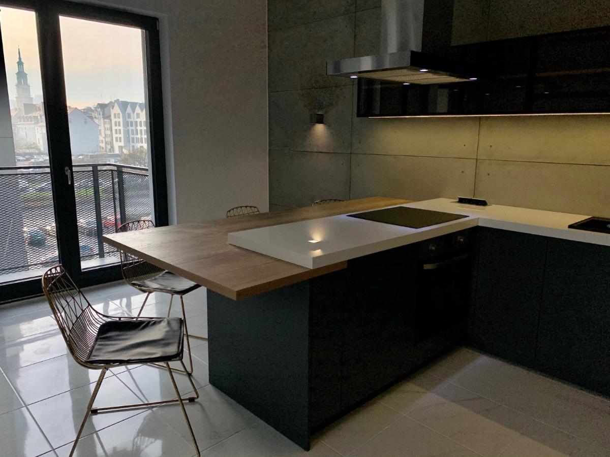 El Apartments - Antares Poznań Buitenkant foto