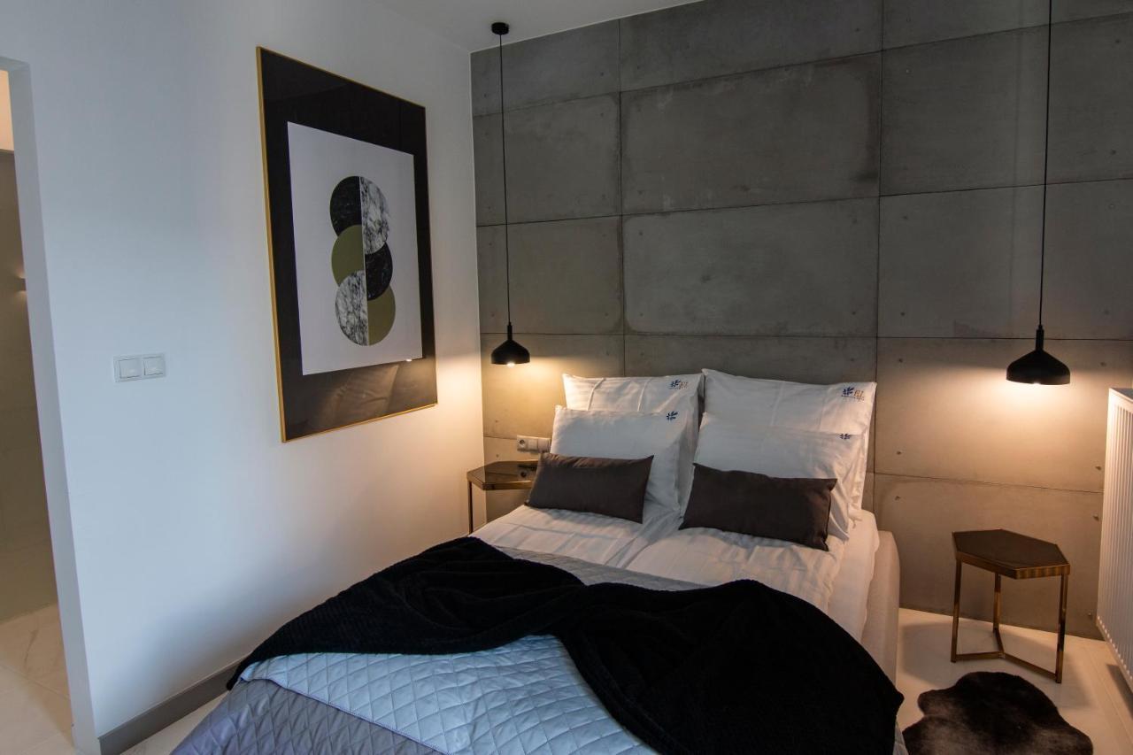 El Apartments - Antares Poznań Buitenkant foto