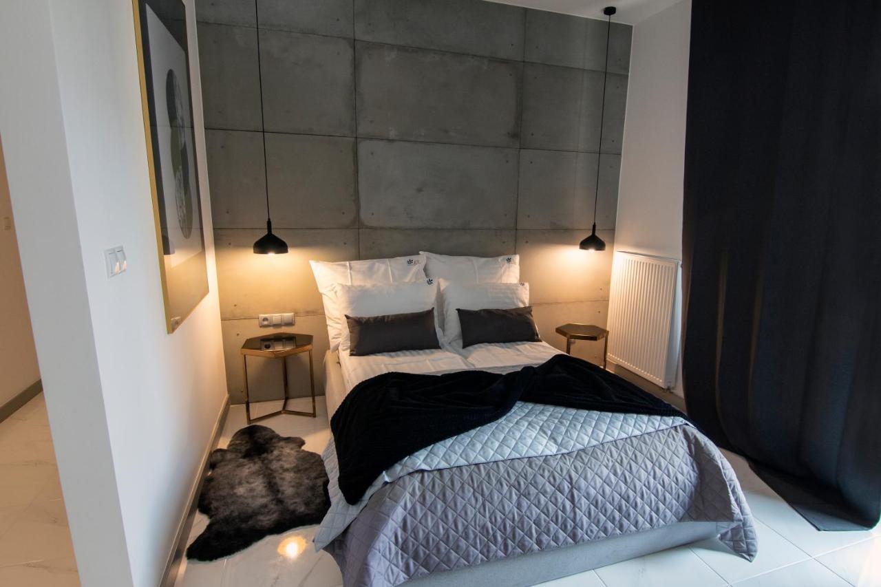 El Apartments - Antares Poznań Buitenkant foto