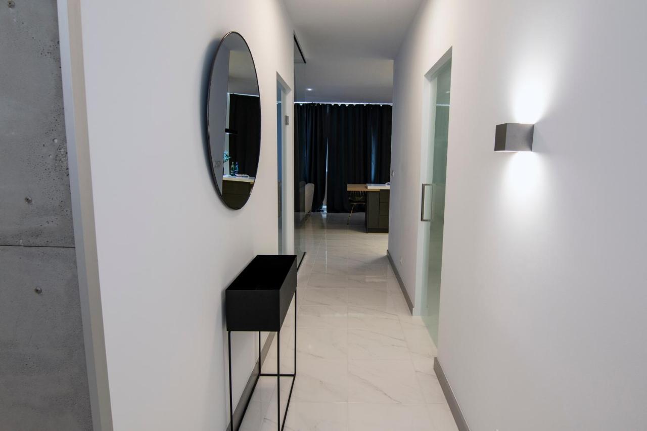 El Apartments - Antares Poznań Buitenkant foto