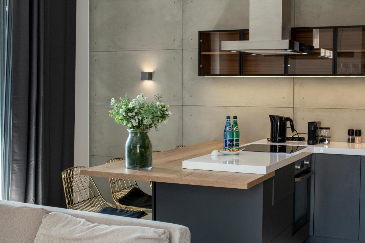 El Apartments - Antares Poznań Buitenkant foto